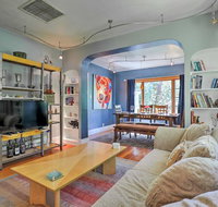 Vintage Main St Kanab Cottage with Fenced Yard - Accommodation Los Angeles