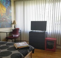 Walk to Beaumont Hospital Royal Oak 3 Bedrm Washer Dryer Smart TV in each room - Accommodation Los Angeles
