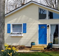 Waterfront Chesapeake Cottage in Oyster Bay - Dock - Accommodation Los Angeles