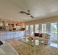 Waterfront Crystal River Home w/Dock  Fire Pit - Accommodation Los Angeles