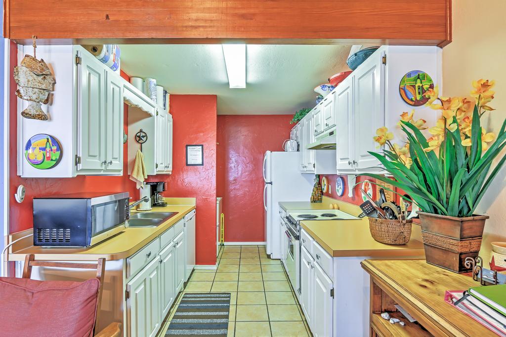 Waterfront Granbury Home With 2 Decks & Lake Views! - thumb 3