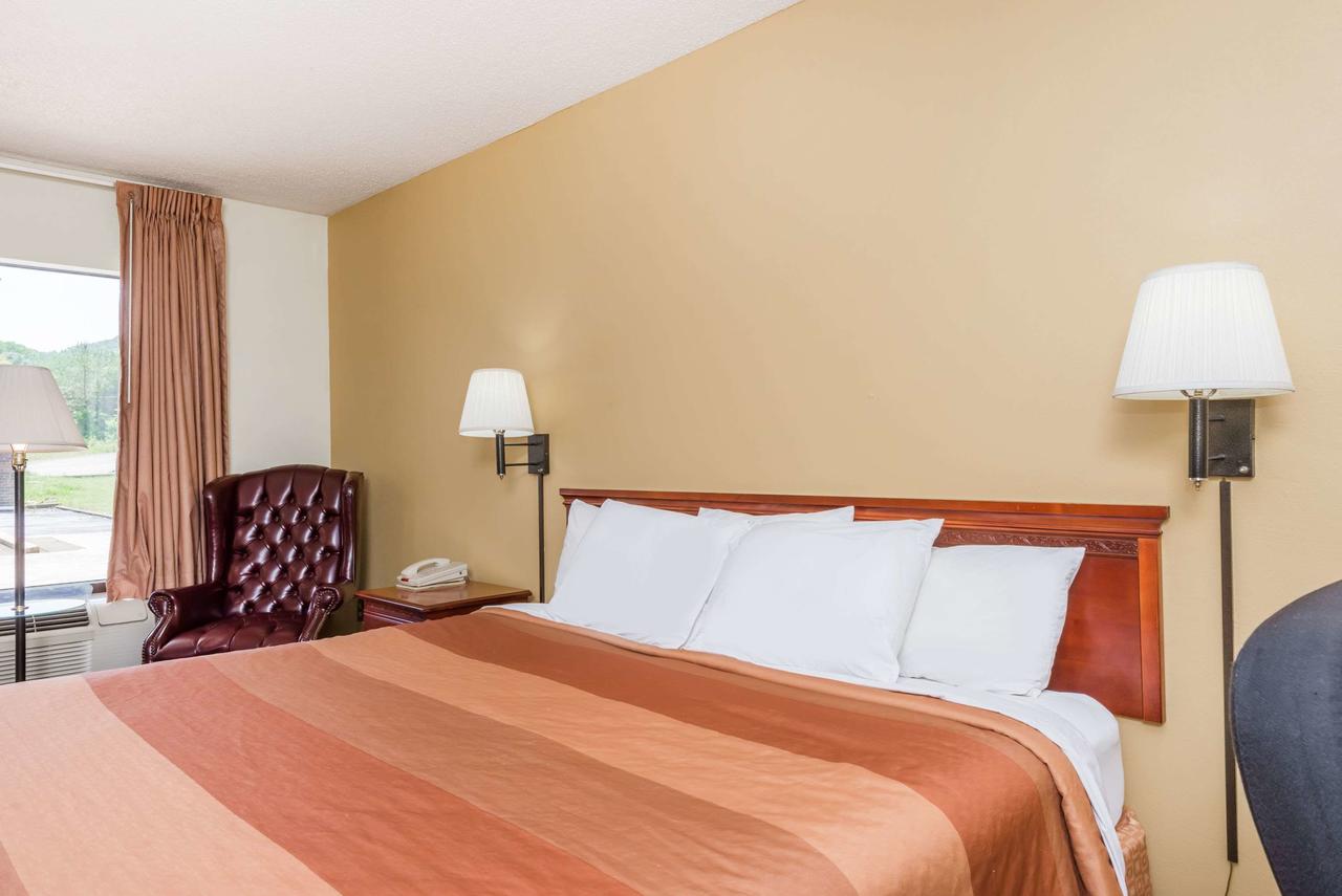 Days Inn By Wyndham Fort Payne - thumb 22