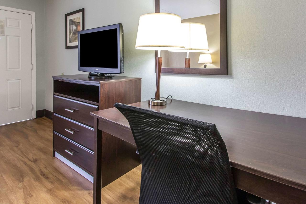 Quality Inn Downtown Historic District - thumb 2
