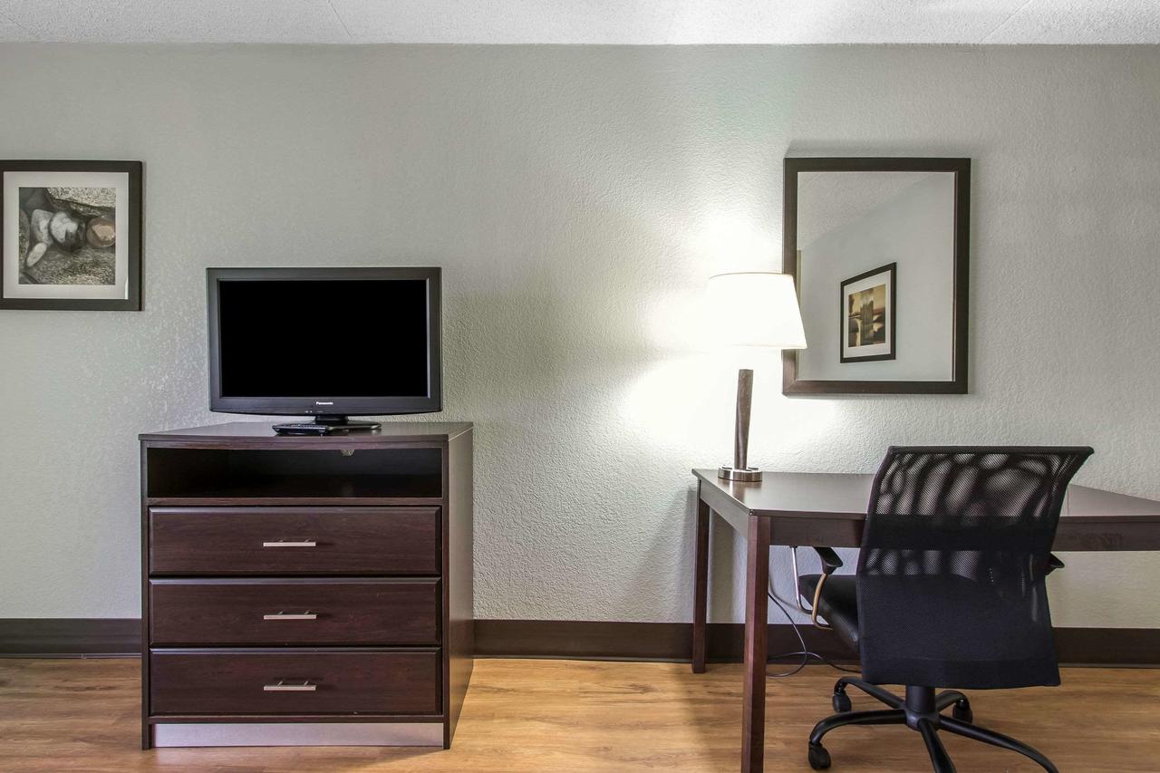Quality Inn Downtown Historic District - thumb 10