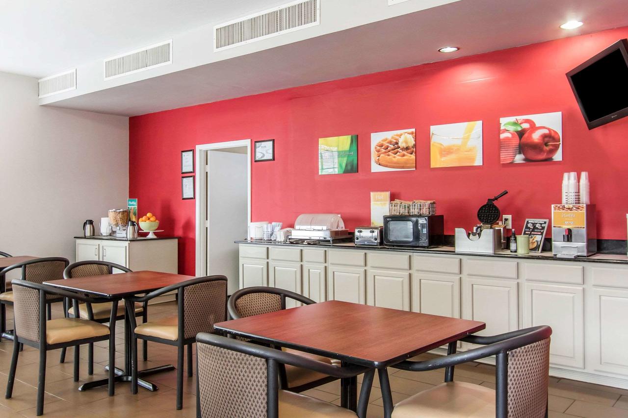 Quality Inn Downtown Historic District - thumb 7