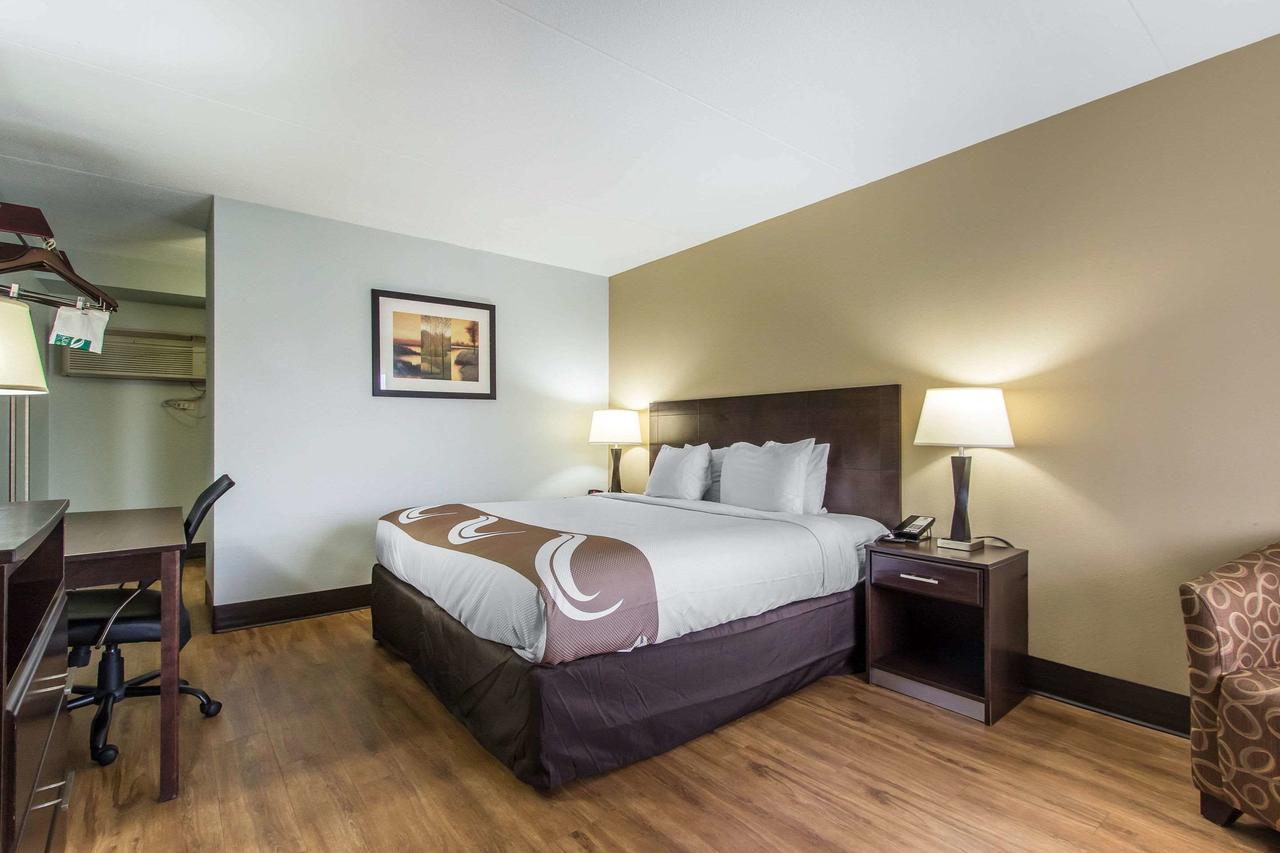Quality Inn Downtown Historic District - thumb 4