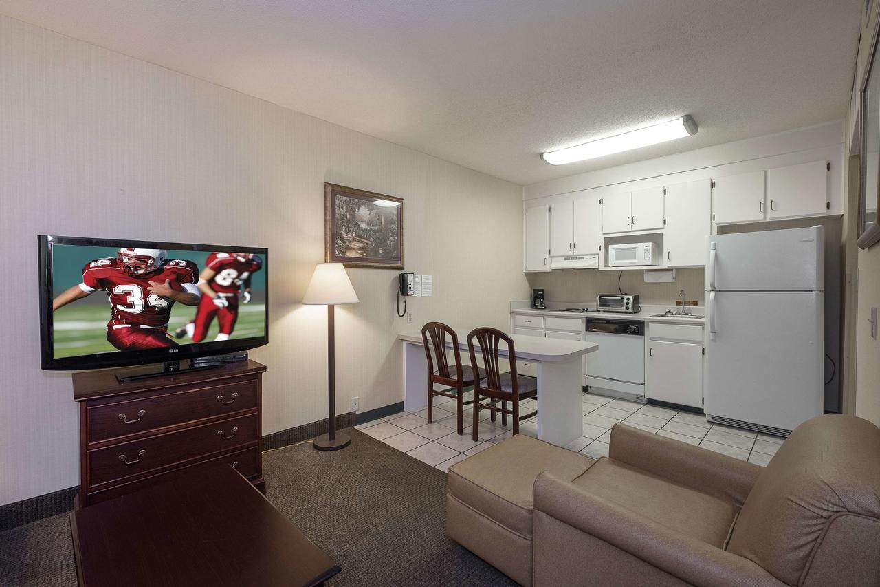 Red Roof Inn & Suites Dothan - thumb 14