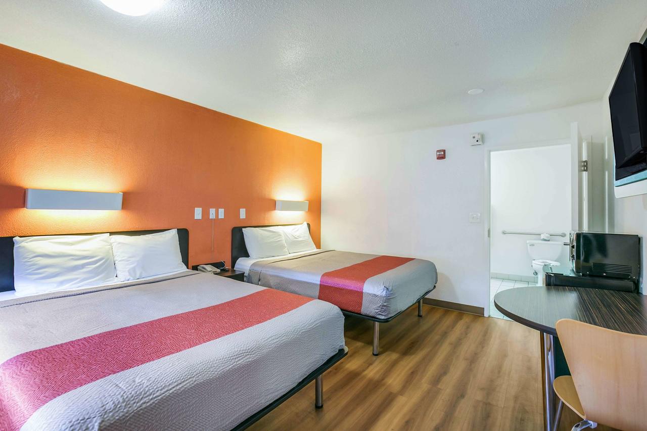 Motel 6 Dothan - thumb 0