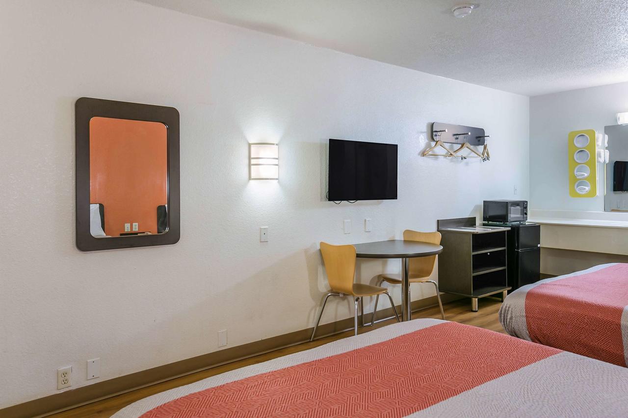 Motel 6 Dothan - thumb 24