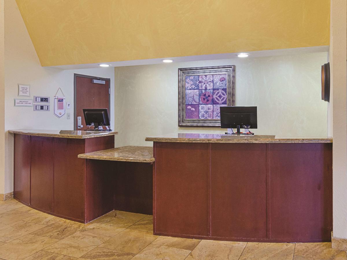 La Quinta By Wyndham Dothan - thumb 1