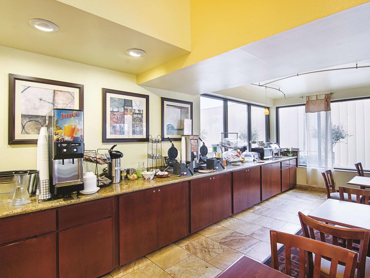 La Quinta By Wyndham Dothan - thumb 16
