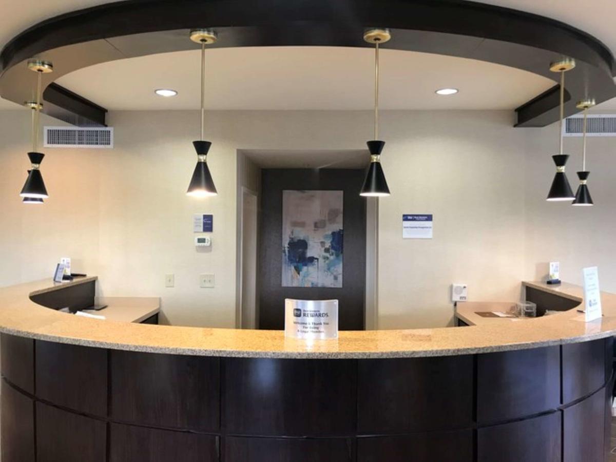 Best Western Dothan Inn & Suites - thumb 17