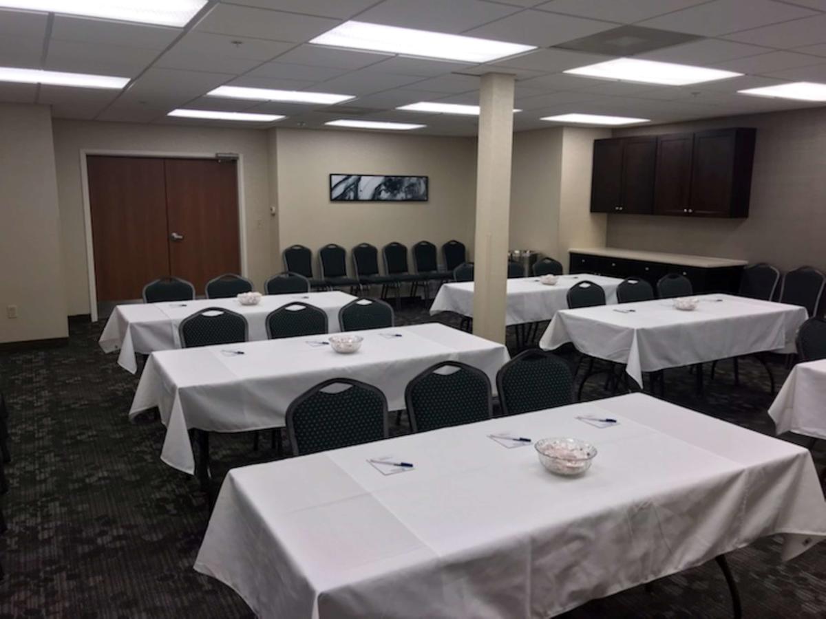 Best Western Dothan Inn & Suites - thumb 11