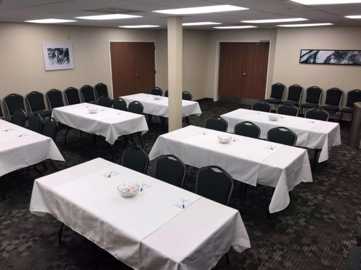 Best Western Dothan Inn & Suites - thumb 14