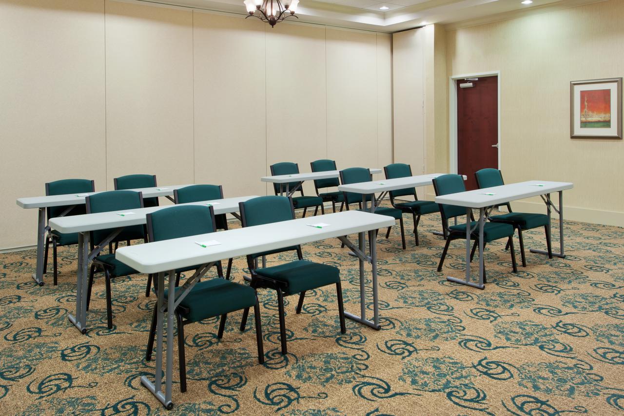 Wiregrass Hotel - thumb 14