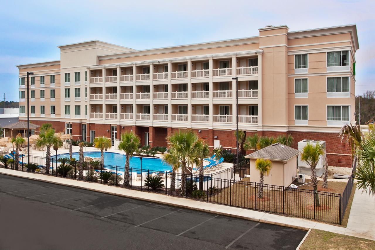 Wiregrass Hotel - thumb 0