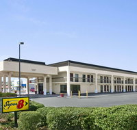 Super 8 by Wyndham Oxford - Accommodation Los Angeles