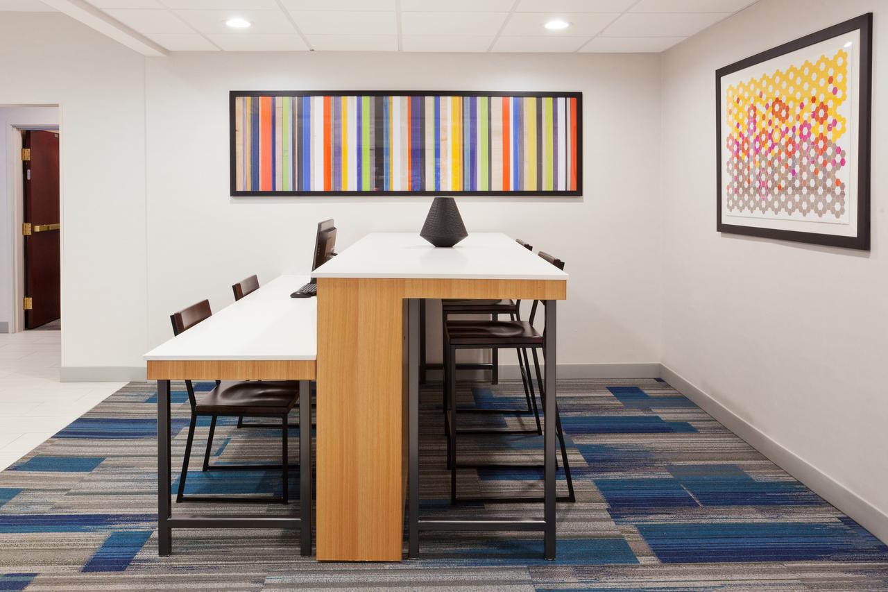 Holiday Inn Express Hotel & Suites Dothan North - thumb 7