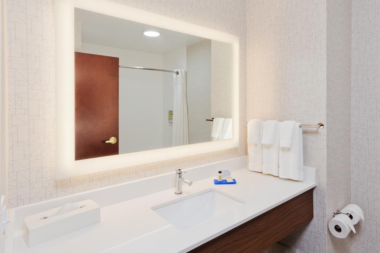 Holiday Inn Express Hotel & Suites Dothan North - thumb 19