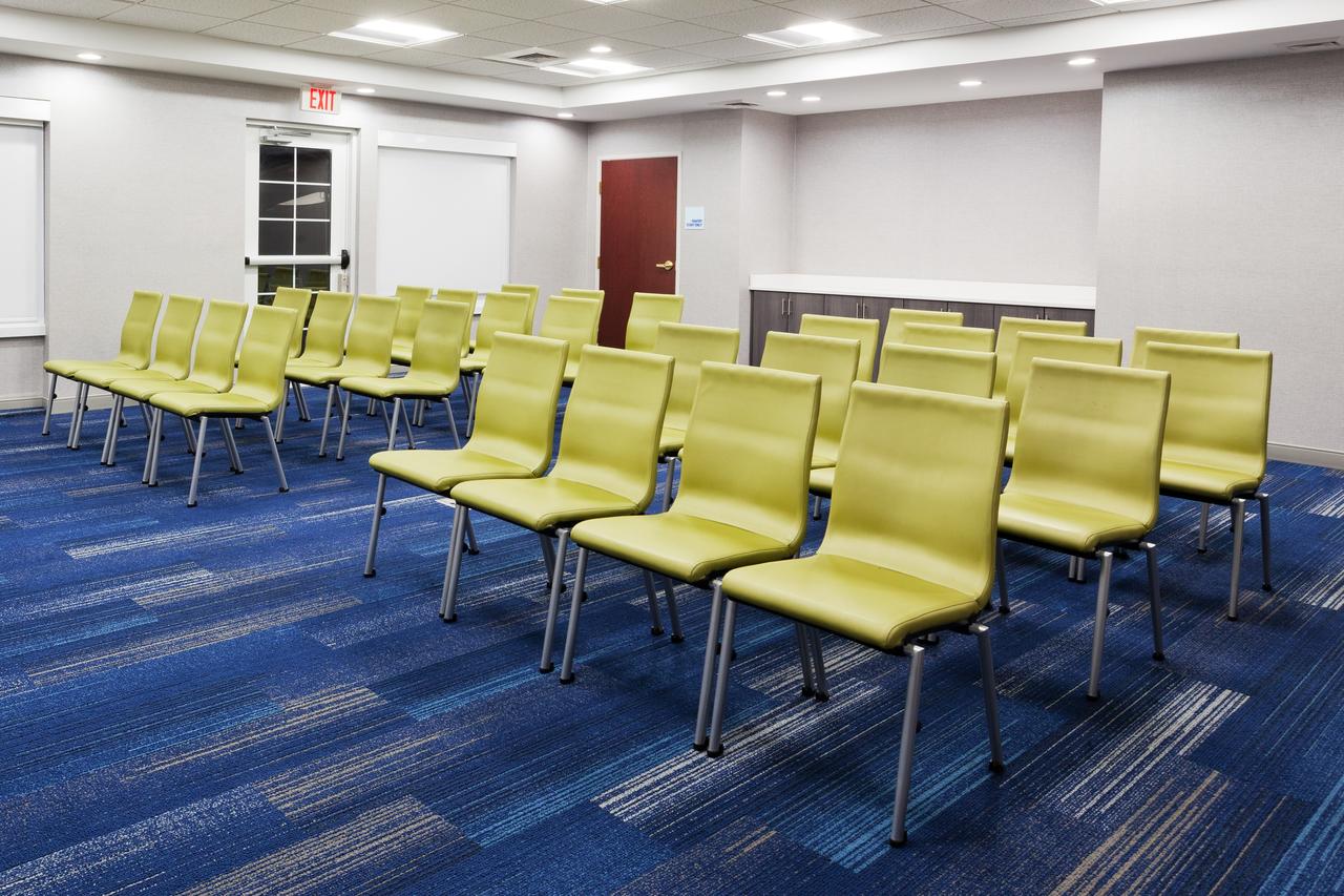 Holiday Inn Express Hotel & Suites Dothan North - thumb 8