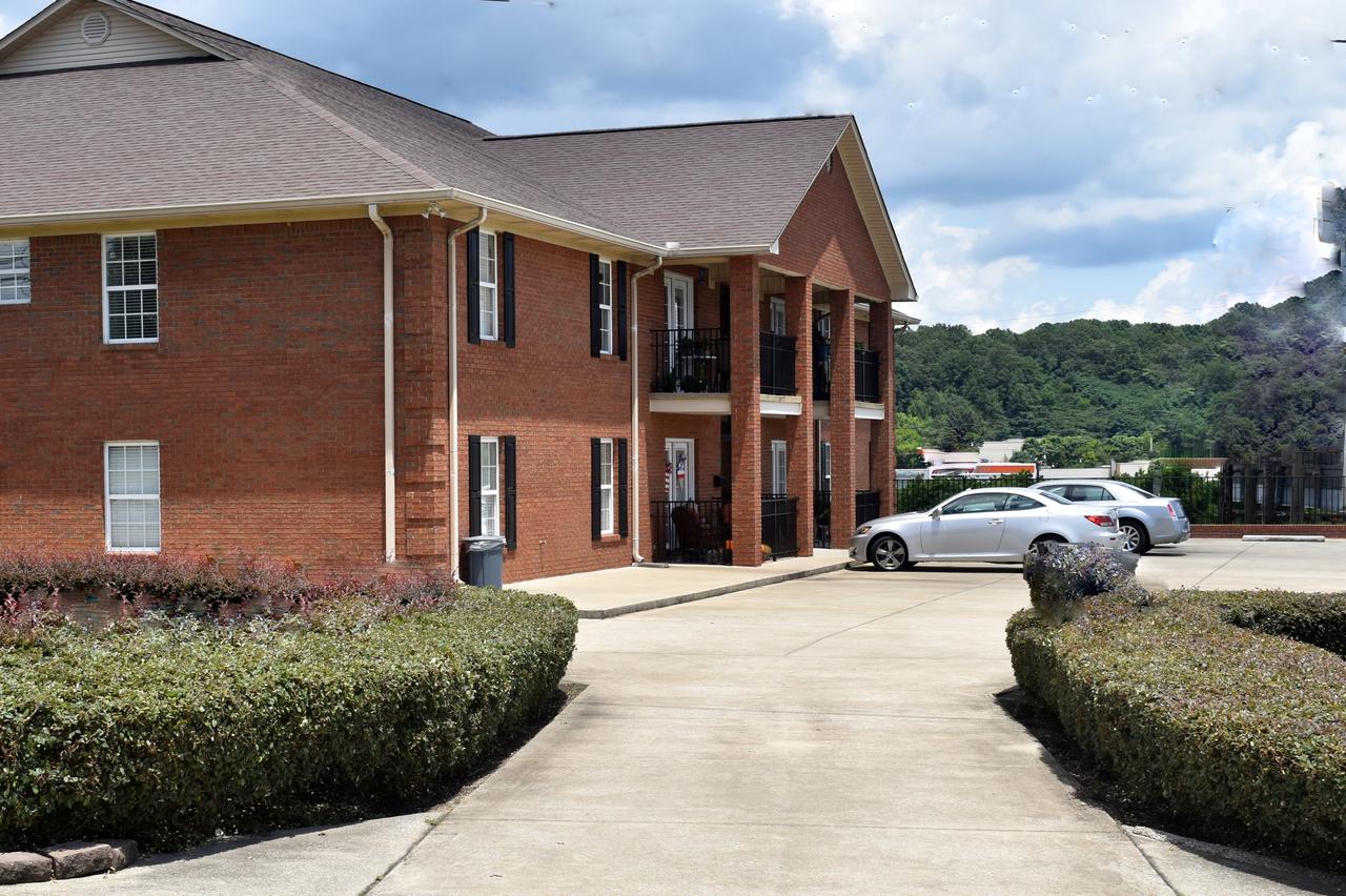 Gadsden Inn And Suites - thumb 7