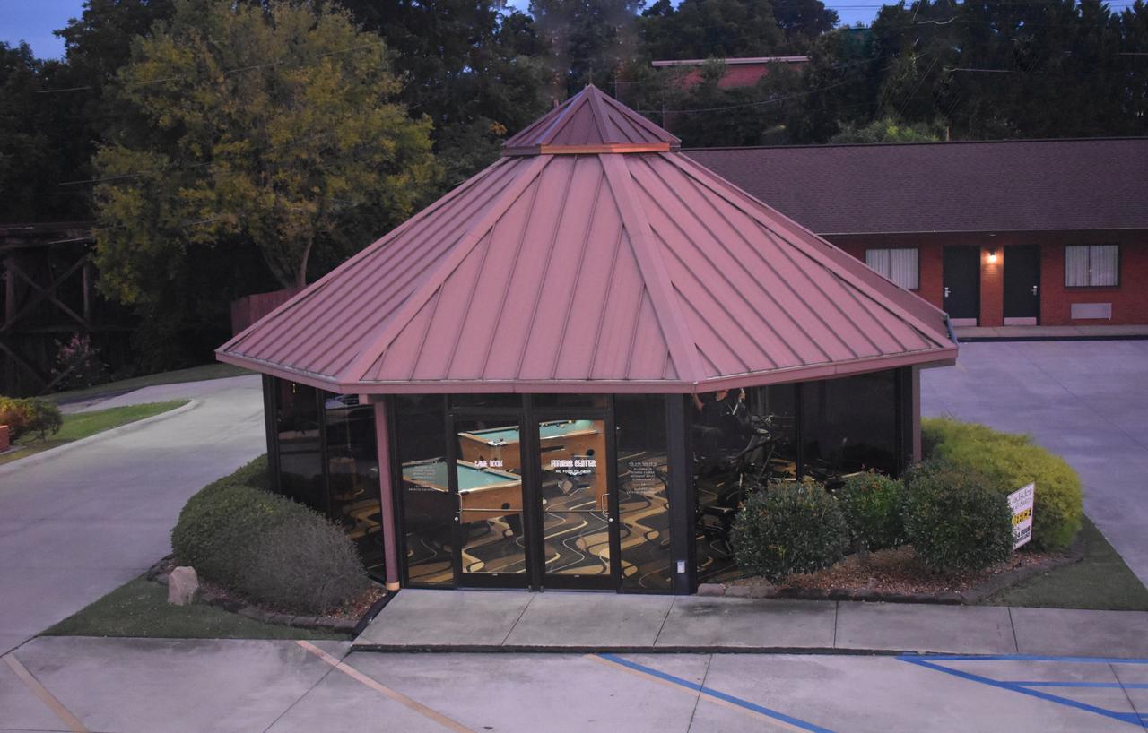 Gadsden Inn And Suites - thumb 23