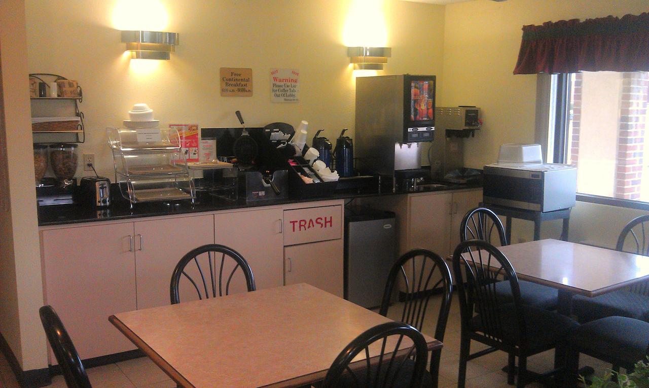 GuestHouse Inn Dothan - thumb 15