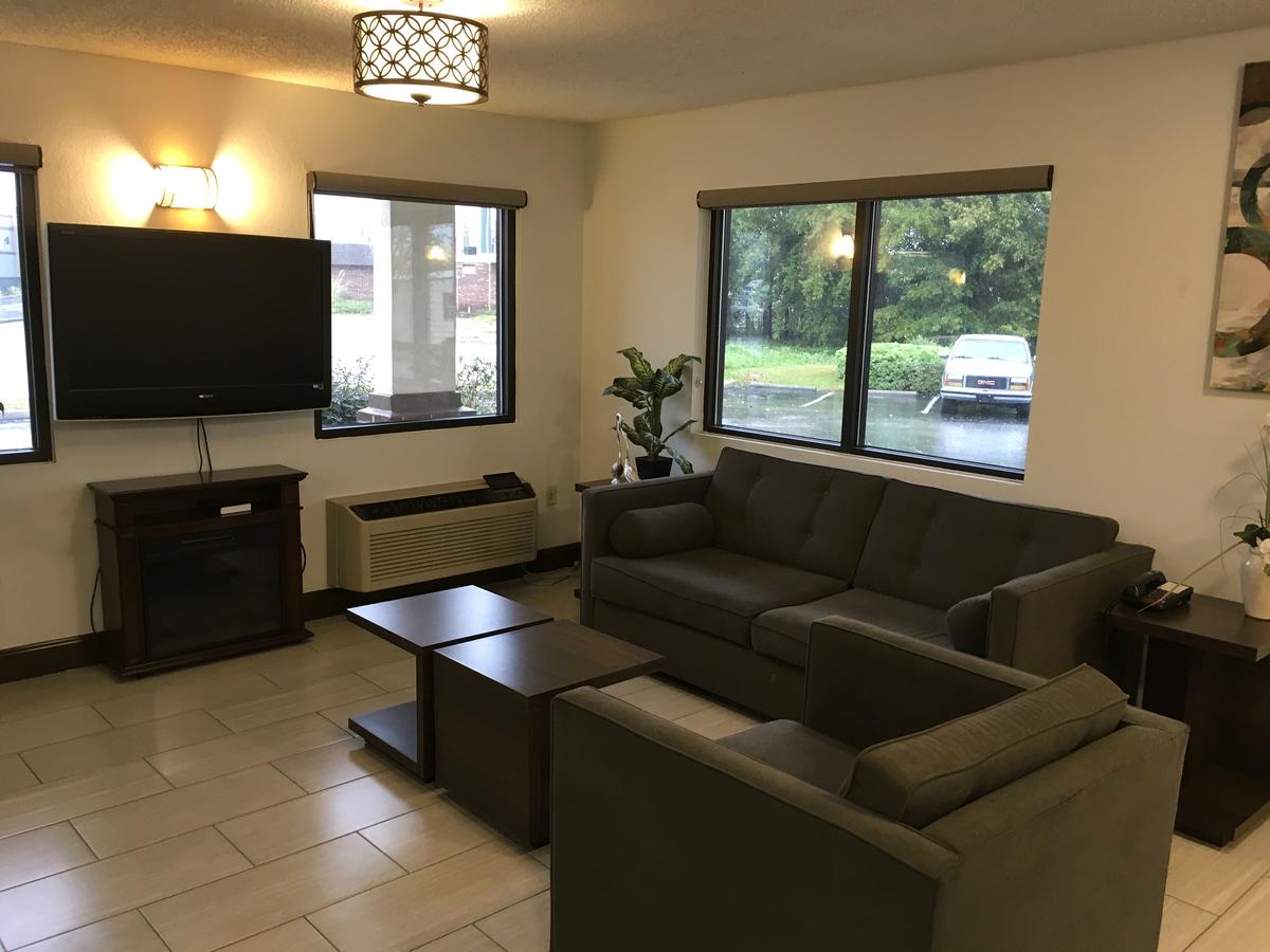 GuestHouse Inn Dothan - thumb 2