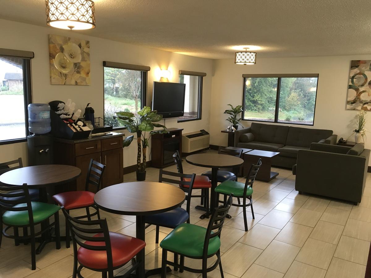 GuestHouse Inn Dothan - thumb 12