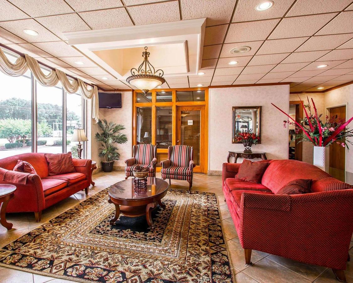 Clarion Inn & Suites Dothan South - thumb 6