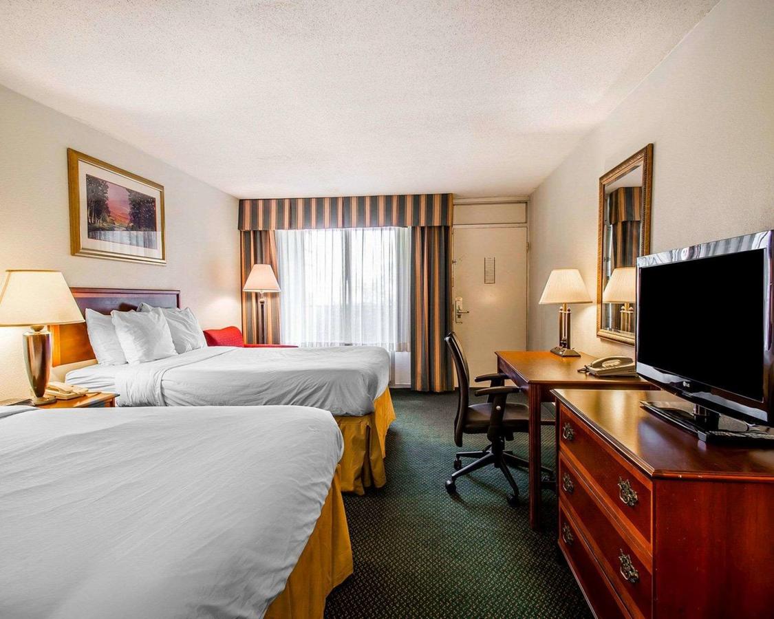 Clarion Inn & Suites Dothan South - thumb 9