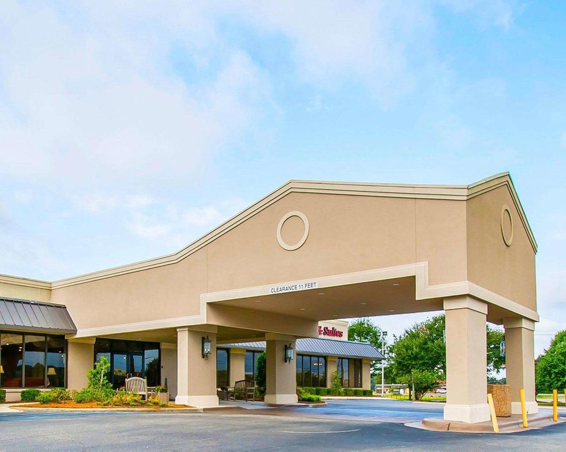 Clarion Inn & Suites Dothan South - thumb 19