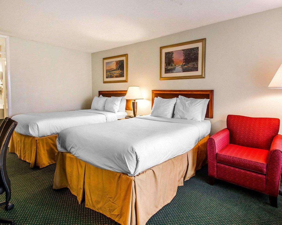 Clarion Inn & Suites Dothan South - thumb 5