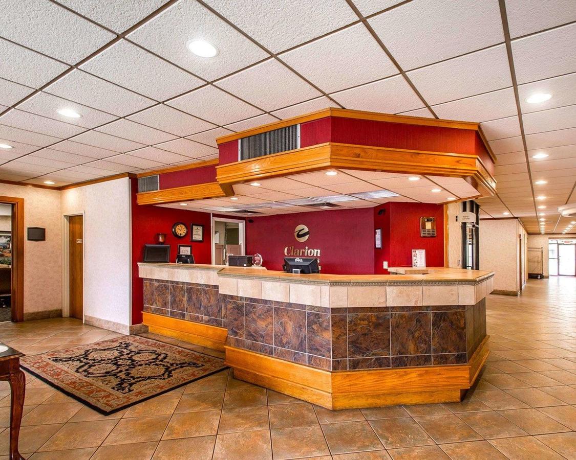 Clarion Inn & Suites Dothan South - thumb 23