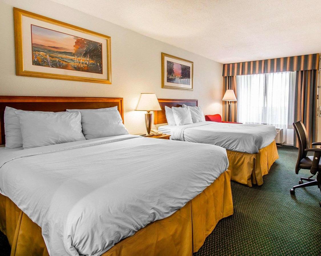Clarion Inn & Suites Dothan South - thumb 26