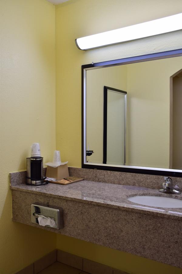 Econo Lodge Gadsden - Attalla - thumb 2