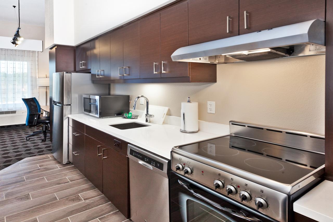 TownePlace Suites Dothan - thumb 21