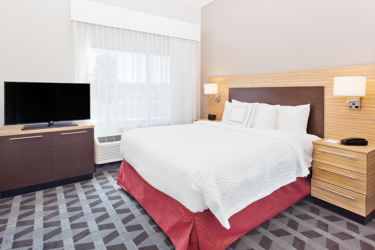 TownePlace Suites Dothan - thumb 17