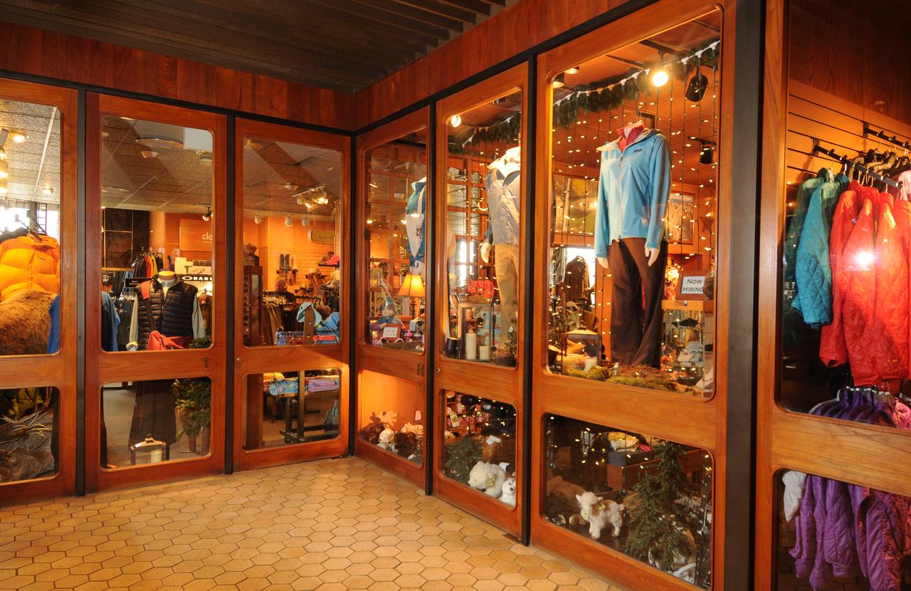 The Hotel Captain Cook - thumb 11