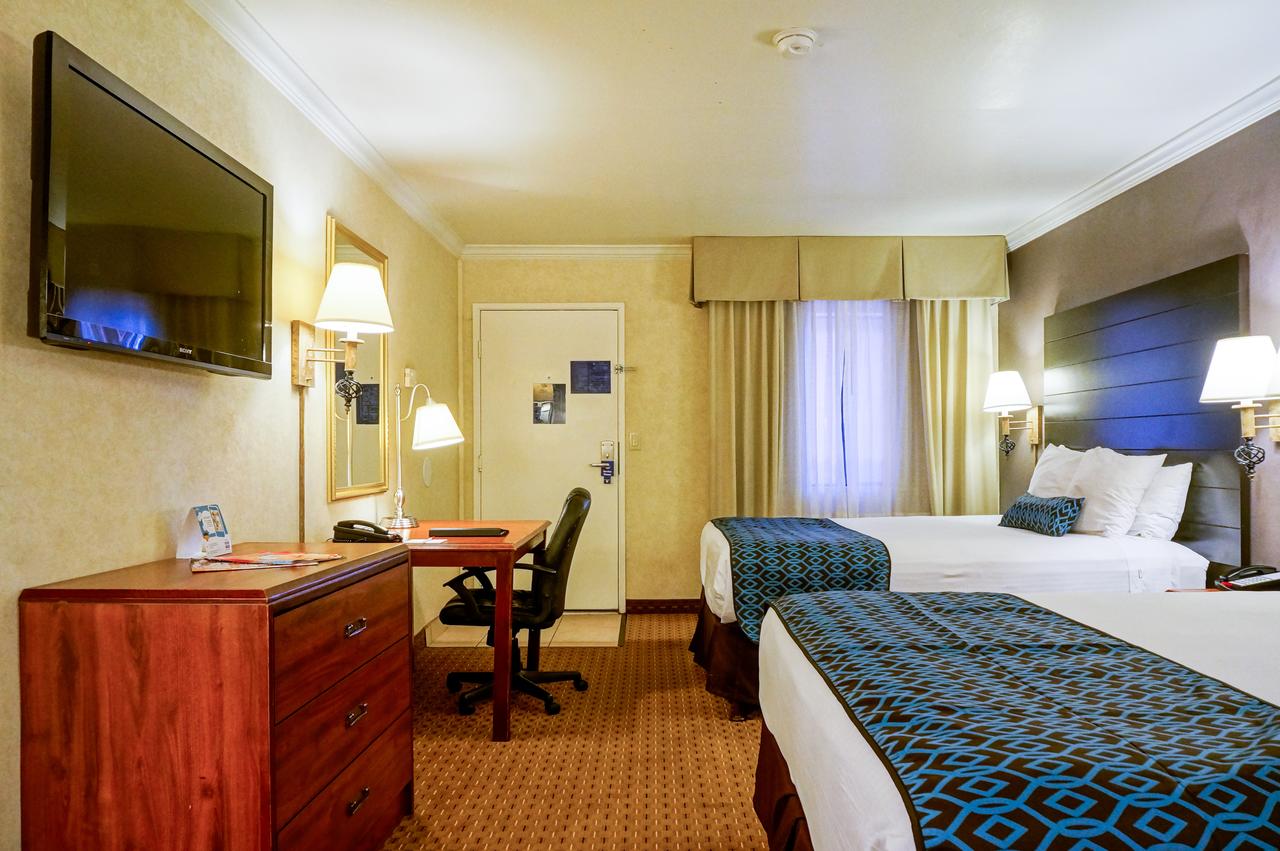 Hotel Tempe/Phoenix Airport InnSuites Hotel & Suites - thumb 7