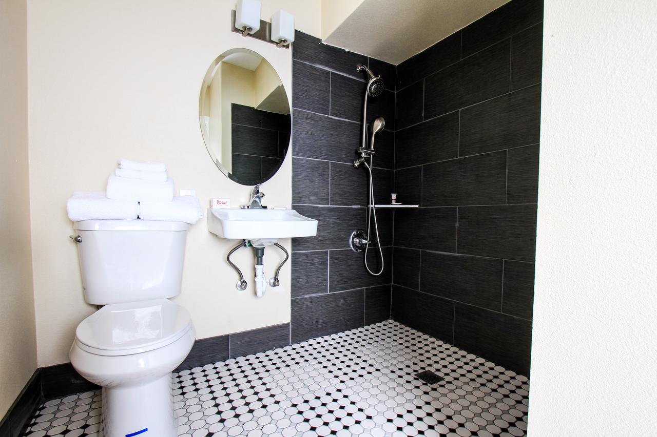 Red Roof Inn PLUS+ Williams â€“ Grand Canyon - thumb 9