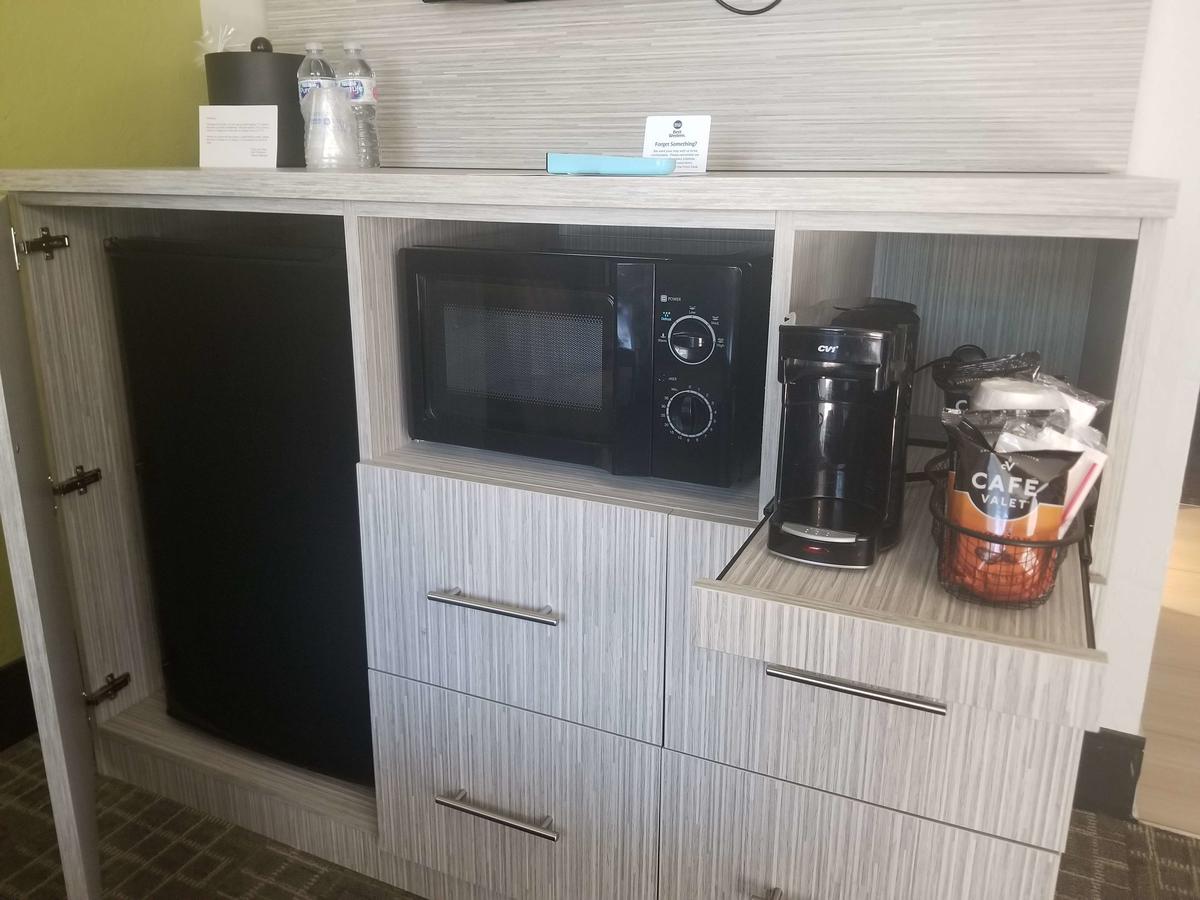 Best Western InnSuites Phoenix Hotel & Suites - thumb 38