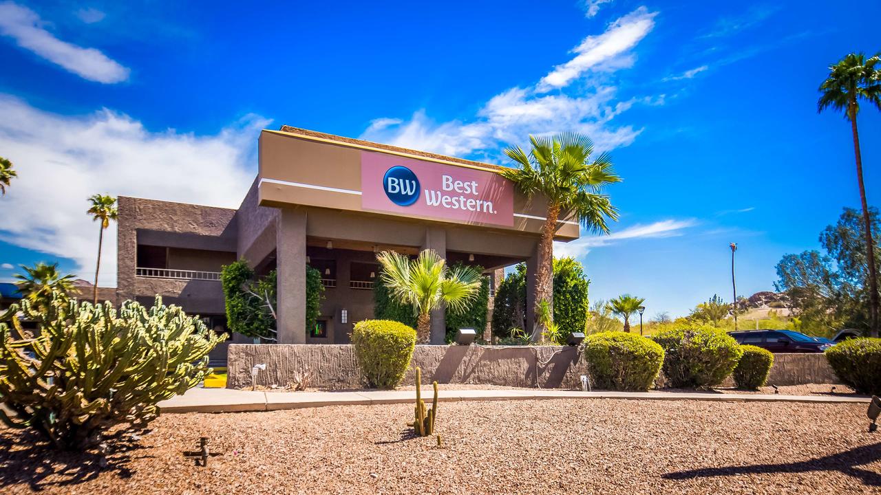 Best Western InnSuites Phoenix Hotel & Suites - thumb 1