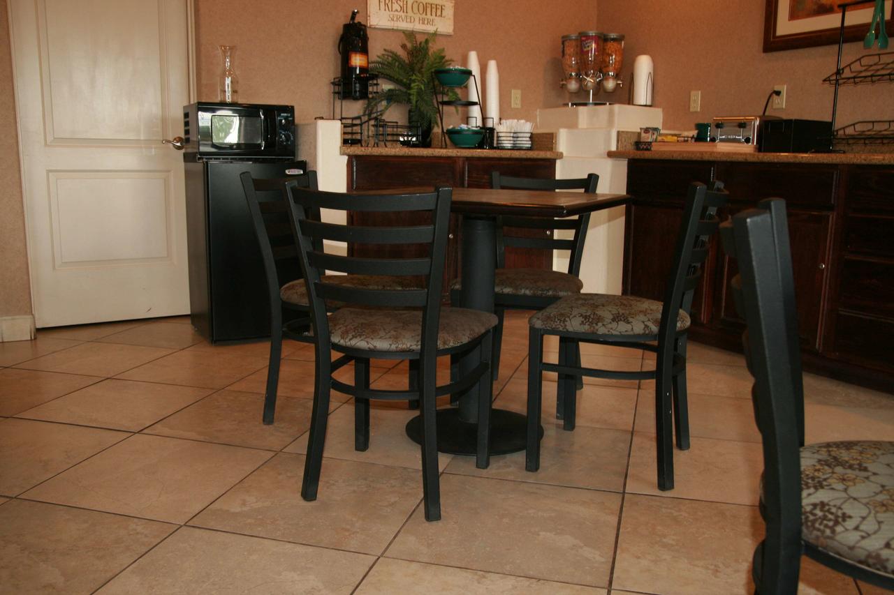 Best Western Desert Inn - thumb 19