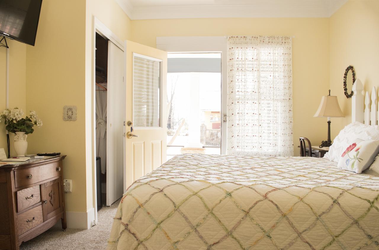 Wildflower Bed And Breakfast - thumb 37