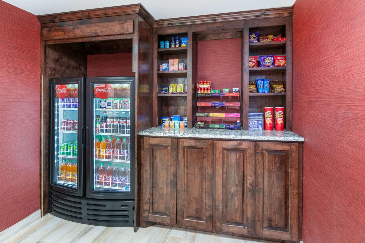 Ramada By Wyndham Texarkana - thumb 30