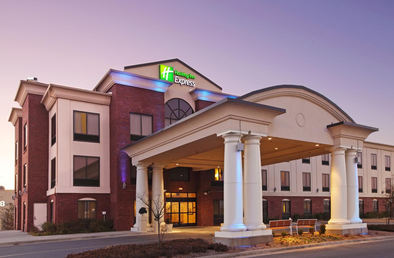 Holiday Inn Express & Suites Pine Bluff/Pines Mall - thumb 15
