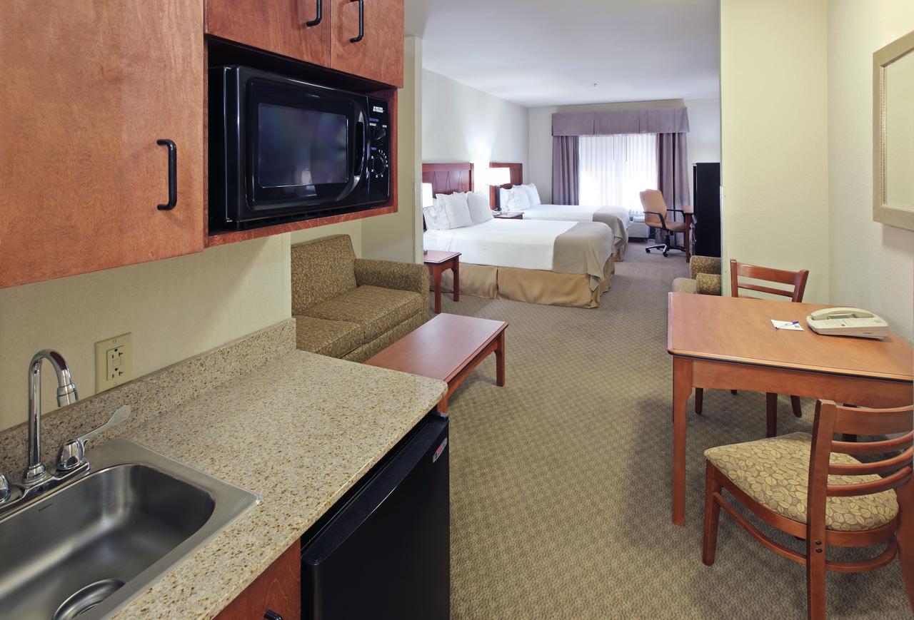 Holiday Inn Express & Suites Pine Bluff/Pines Mall - thumb 3