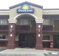 Days Inn by Wyndham Hot Springs - Accommodation Los Angeles