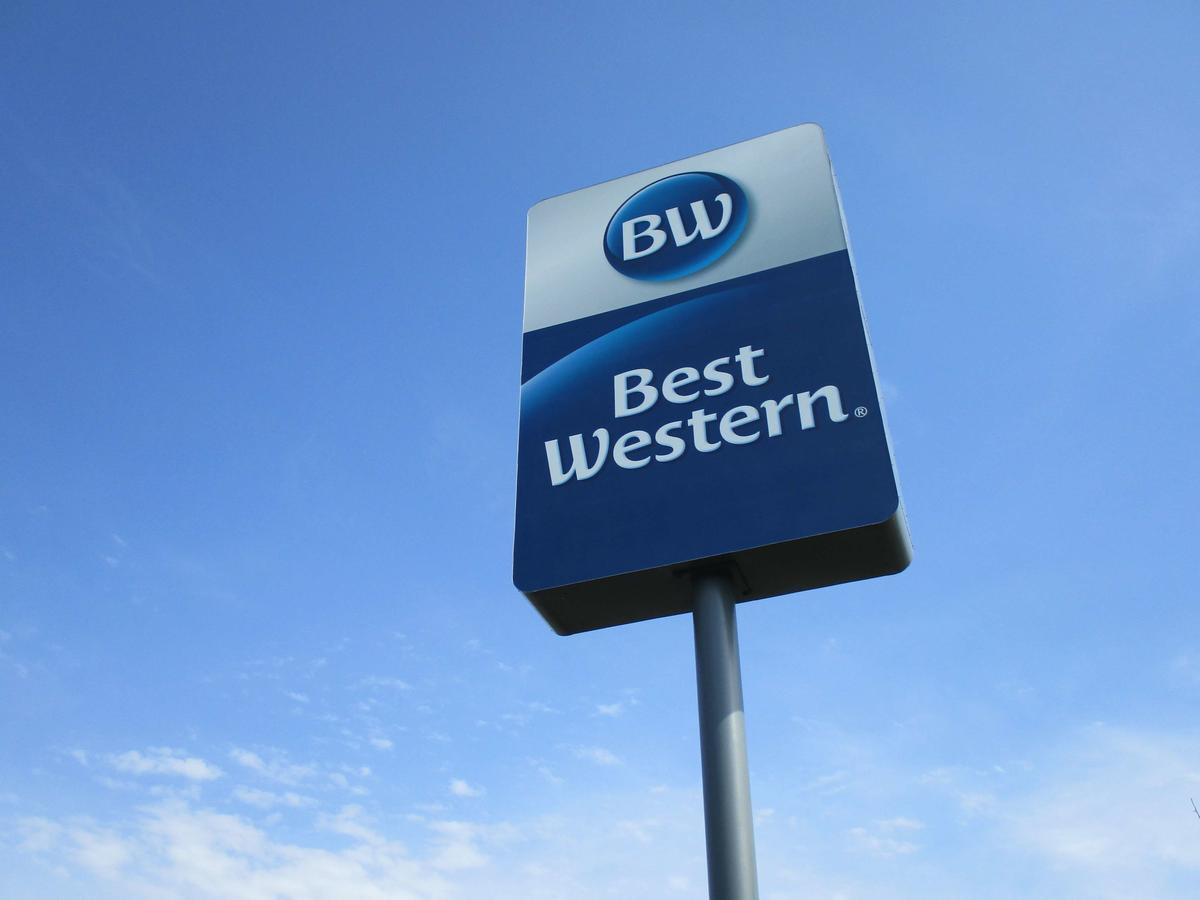 Best Western Presidential Hotel & Suites - thumb 14